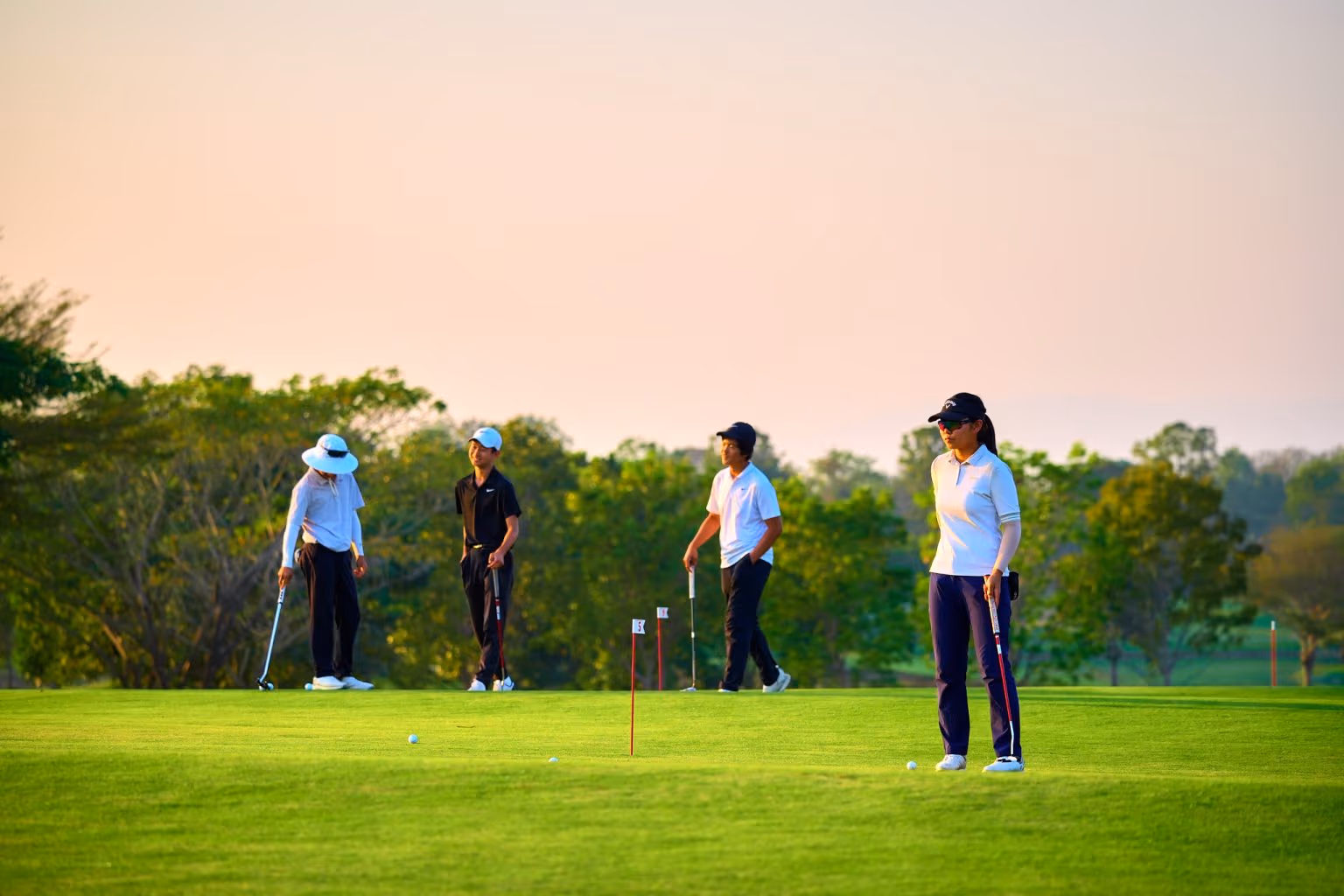 Students walking the fairway at a CRIS golf class